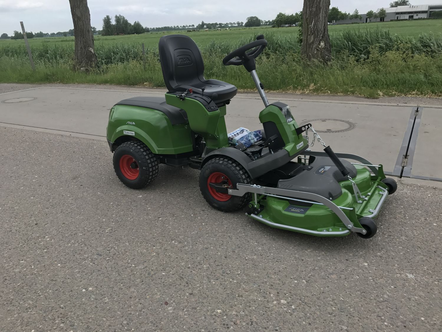 Geelachtig Malaise Razernij Fendt gazonmaaier - Holland Utrecht B.V.Holland Utrecht B.V.