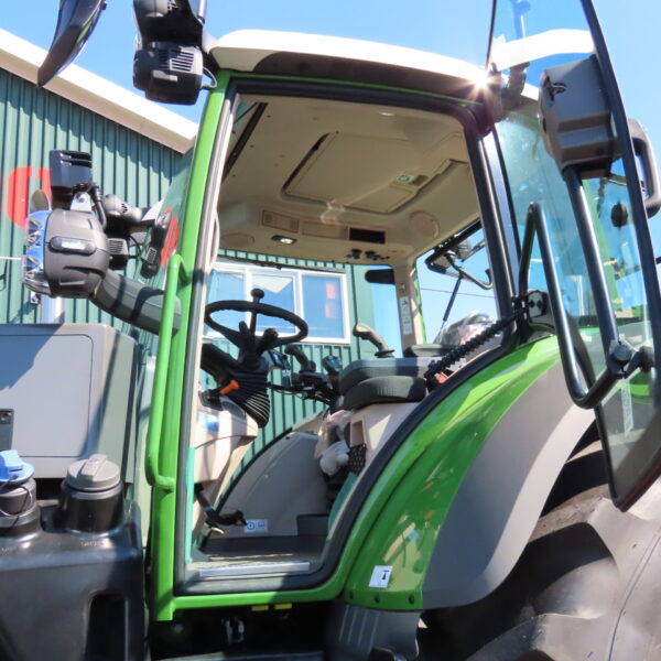 Fendt 620 met Herder
