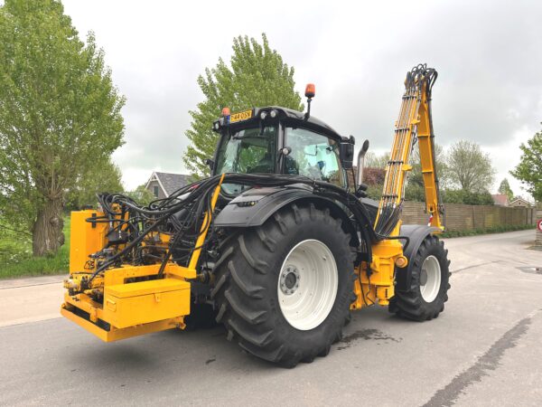 Humabo Herder Frame voor Valtra T174